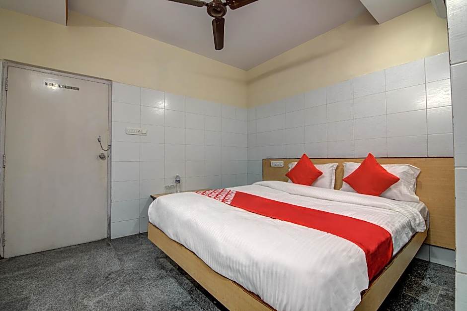 Hotel O Mayur's Residency