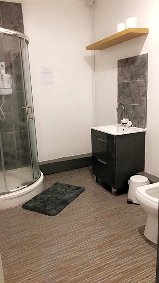 BEST DEAL - Kings Hotel