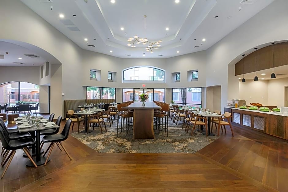 DoubleTree Suites by Hilton Sacramento - Rancho Cordova – Rancho Cordova, CA