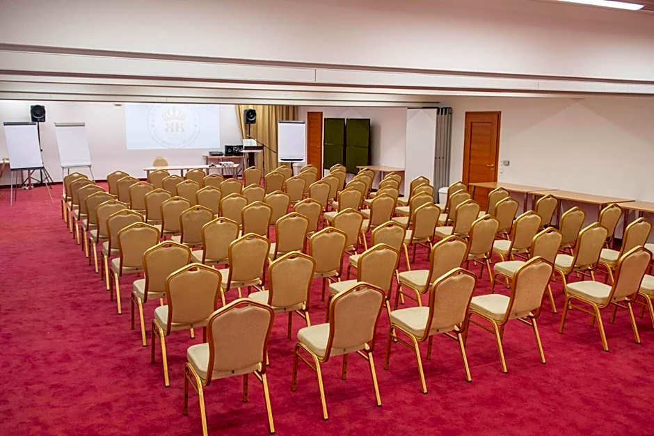 Két Korona Konferencia és Wellness Hotel