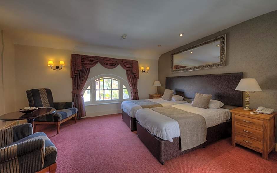 Dog & Partridge by Chef & Brewer Collection