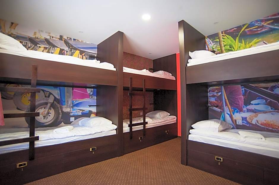 World Hostel - Old Town