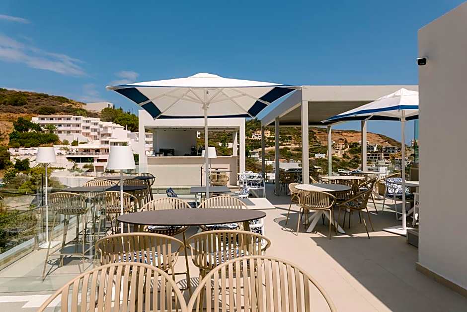 Golden Luxury Suites