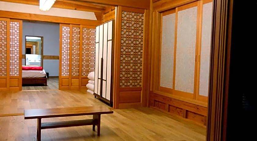 Hwangnamguan Hanok Village