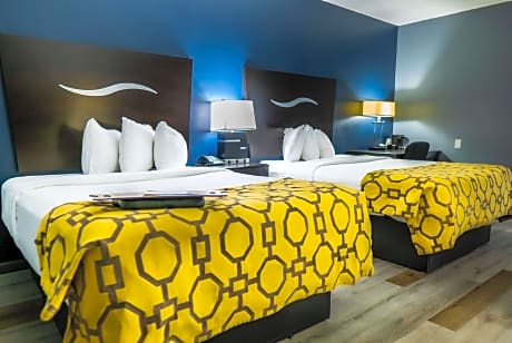 1 King Bed Studio Suite Non-Smoking