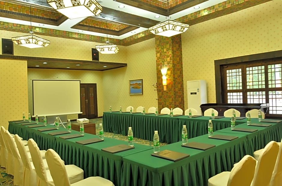 Holiday Inn Jiuzhai Jarpo