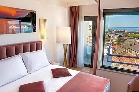 Standard Single Room with Sea View