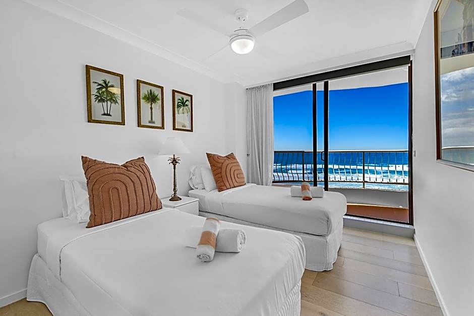 Albatross North Apartments