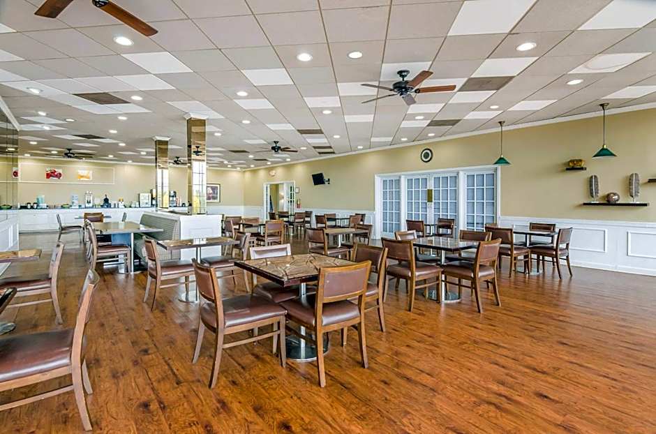 Quality Inn Roanoke Airport