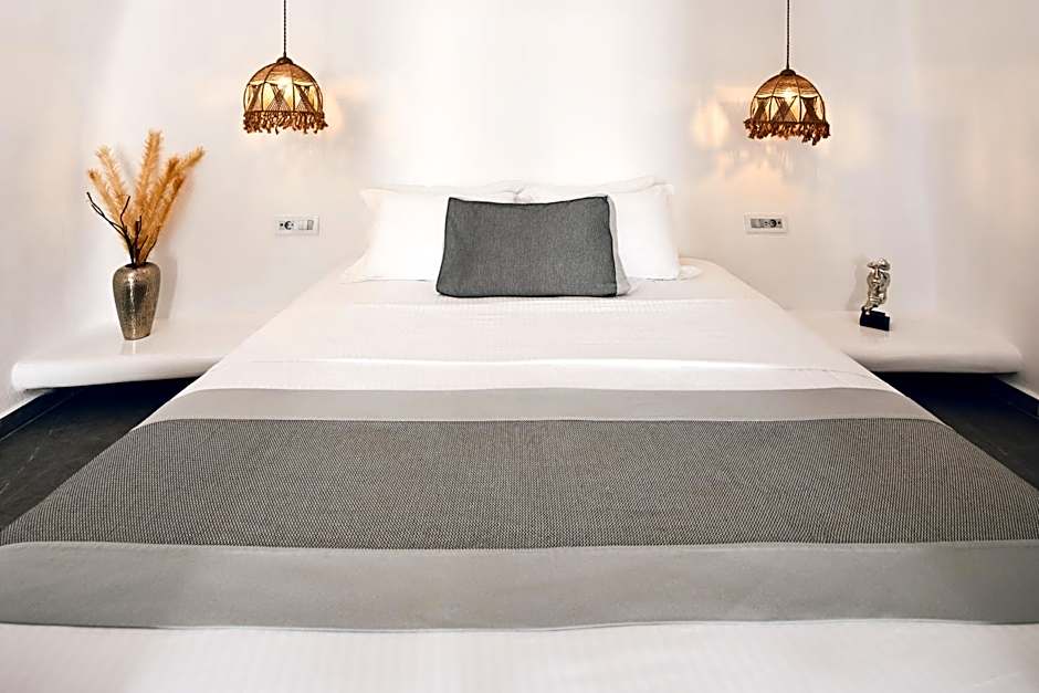 Allure Breeze Suites