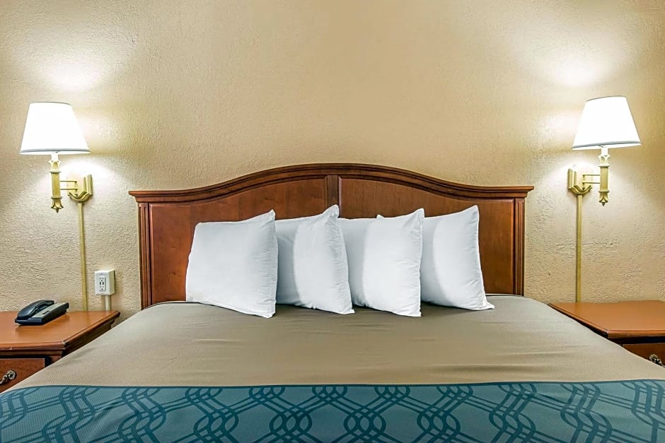 Econo Lodge Midtown