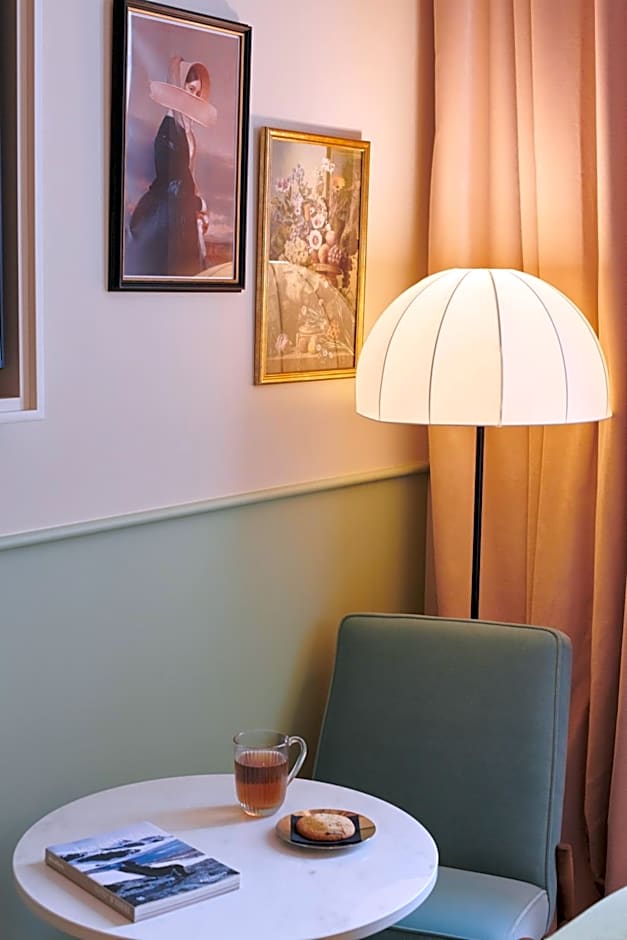 Square Lodge Hotel La Roche sur Yon - Handwritten Collection