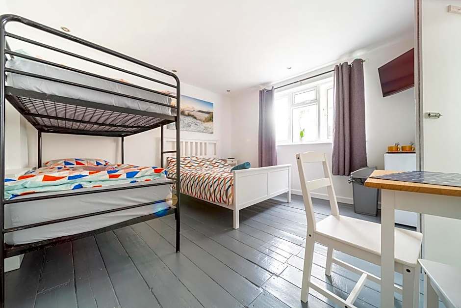 Tolcarne Guest House