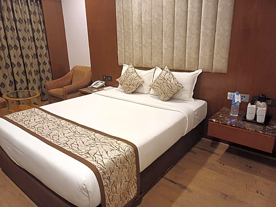 Hotel Benzz Park Chennai