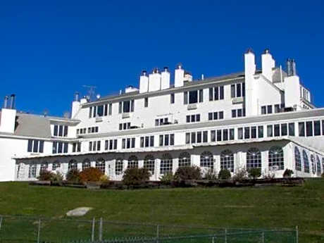 The Lucerne Inn