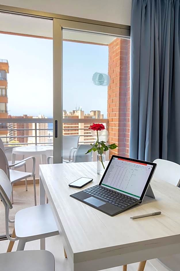 Aparthotel BCL Levante Lux