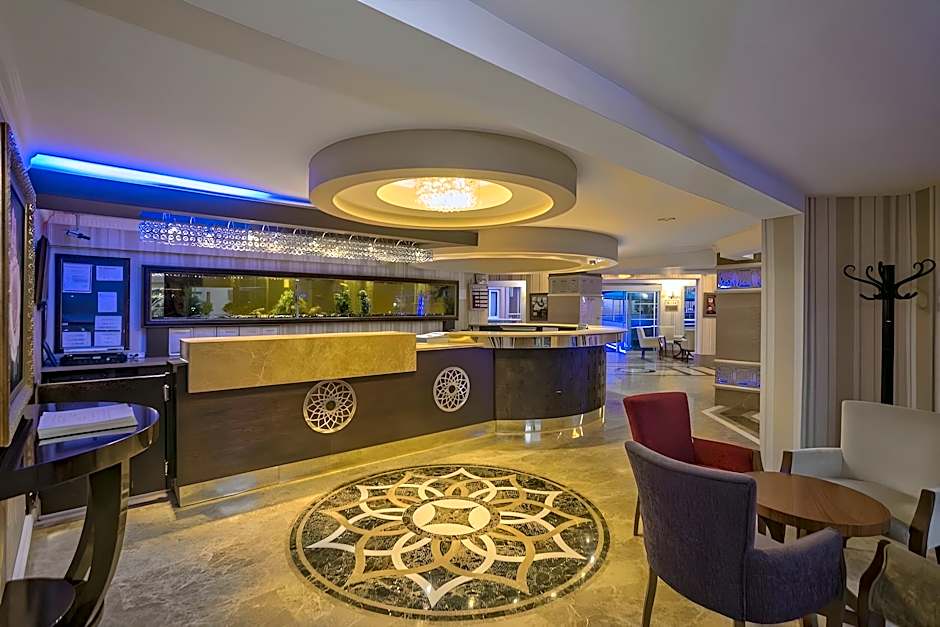 Tac Premier Hotel & Spa