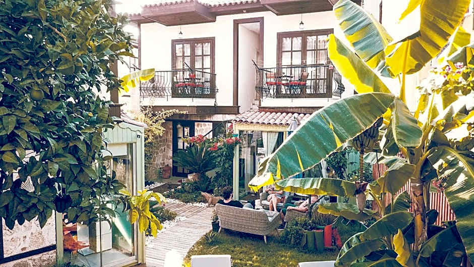 The Suite Apart Hotel