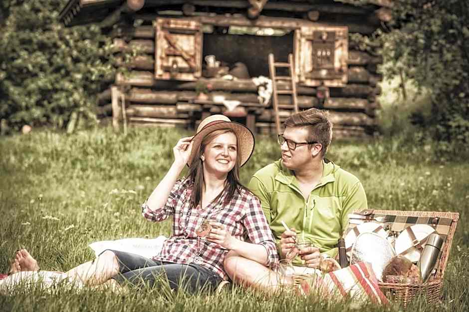 Bauernhofhotel "die Unterbergerin" - Zimmer mit Frühstück und Ferienwohnungen in Gastein mit GRATIS Thermeneintritt