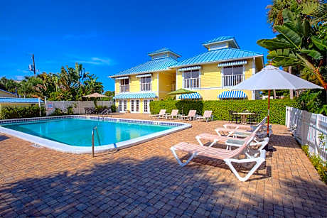 Naples Garden Inn