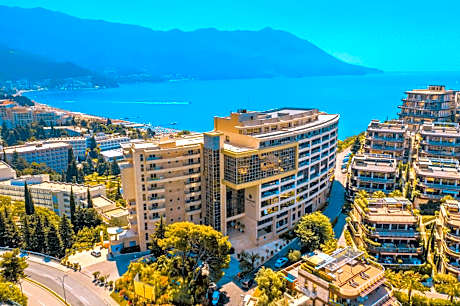 Hotel Harmonia by Dukley