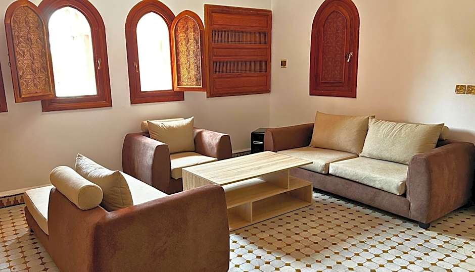 Nomadz Palace