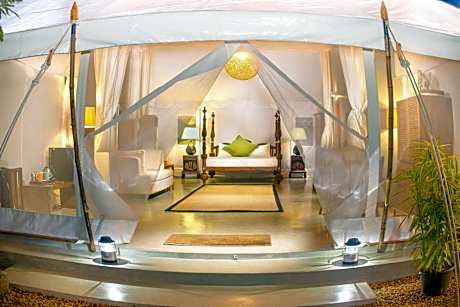 Royal Tented Suite