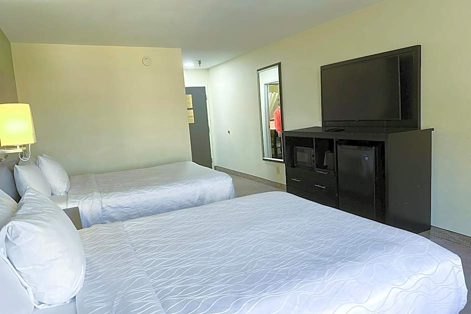 OYO Hotel Rome West GA