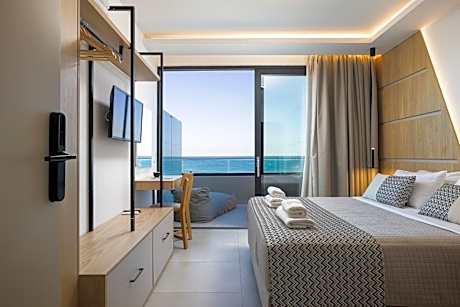 Deluxe Double Room with Sea View