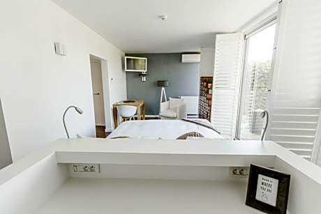 Comfort Double Room with Private Terrace