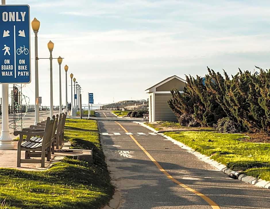 Country Inn & Suites by Radisson, Virginia Beach (Oceanfront)