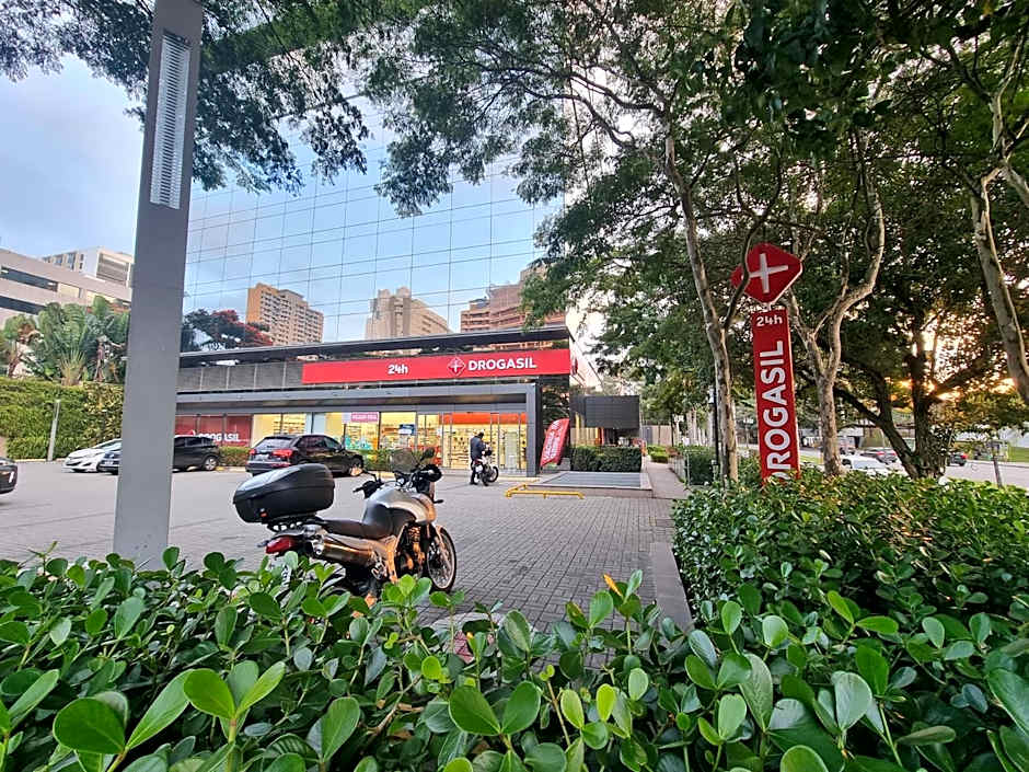 AlphaStay by Alpha - StayService