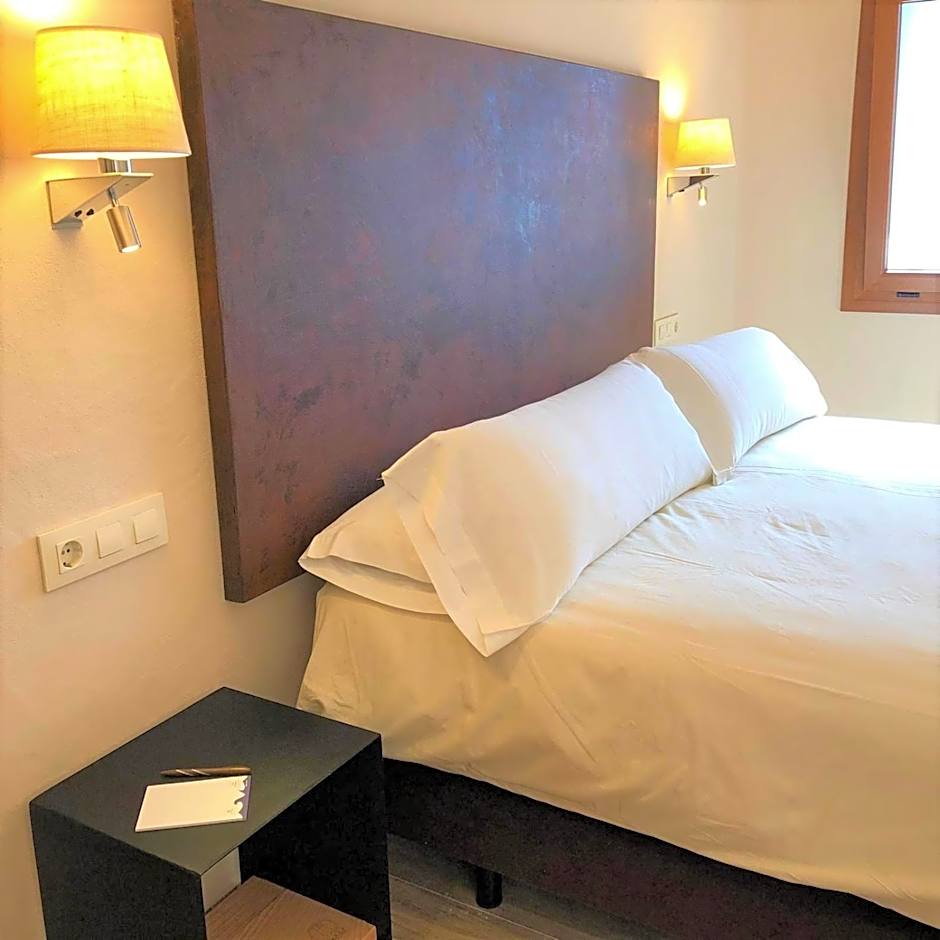 Chillout Hotel Tres Mares