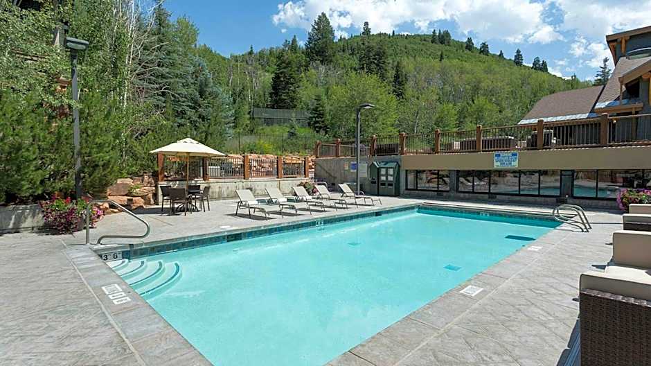 Silver Baron Lodge