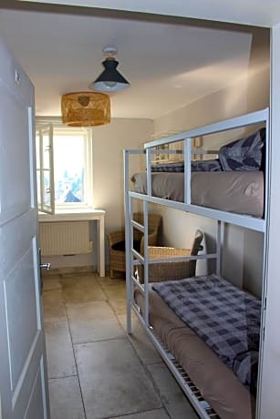 Standard Twin Room with Bunk Bed