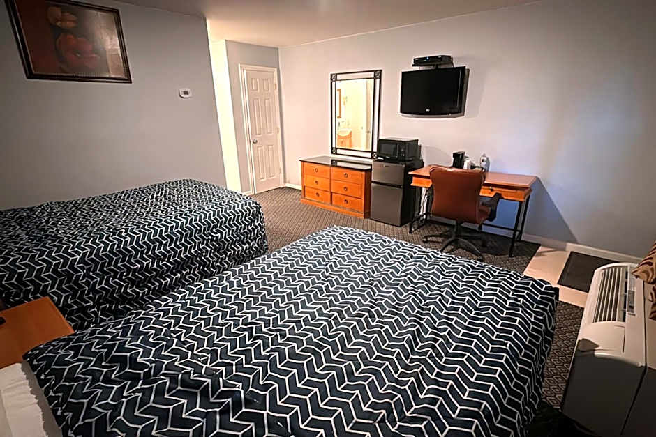 At 9 Motel Near Freehold I-195
