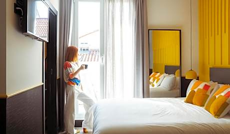 Family Room with Terrace