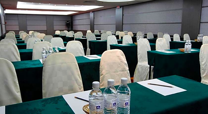 Kinabalu Daya Hotel