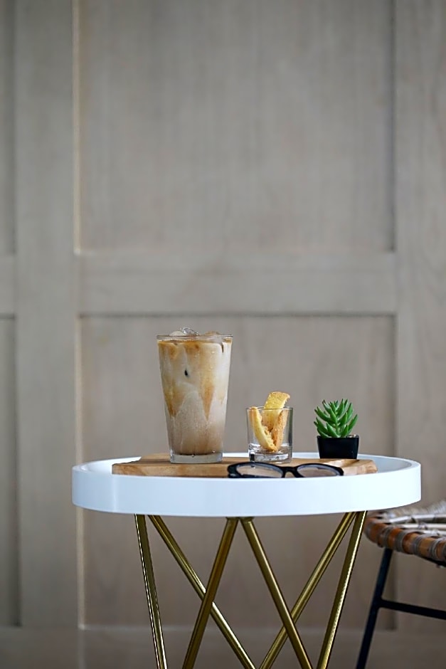 Kampi Hotel Tunjungan - Surabaya