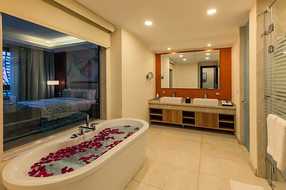 Triumph Luxury Hotel