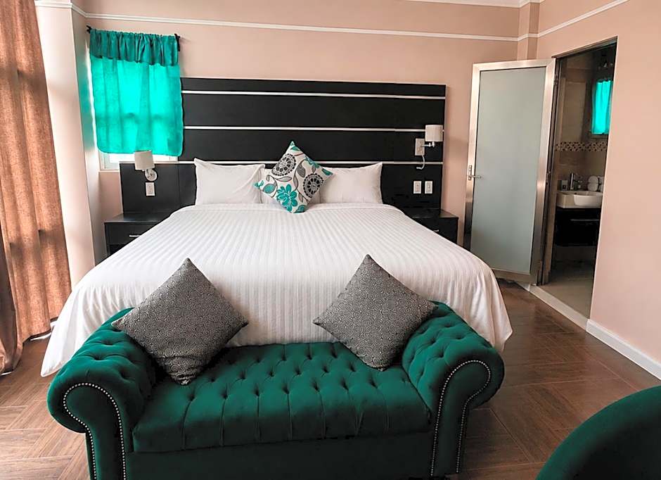 Hotel Cacaxtla Collection