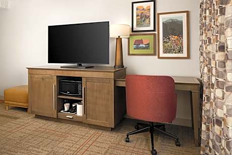 1 King Hearing Accessible Nonsmoking