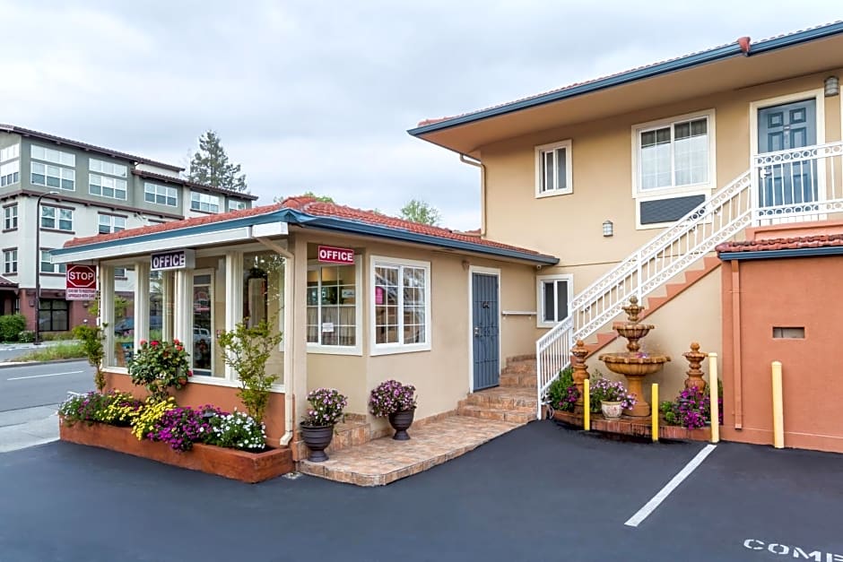 Howard Johnson Berkeley – Berkeley, CA