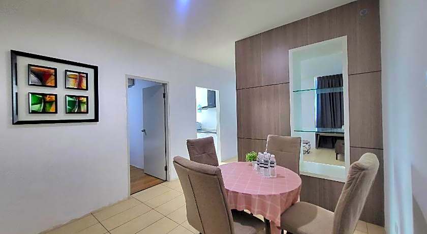 Roxy Hotel & Apartments