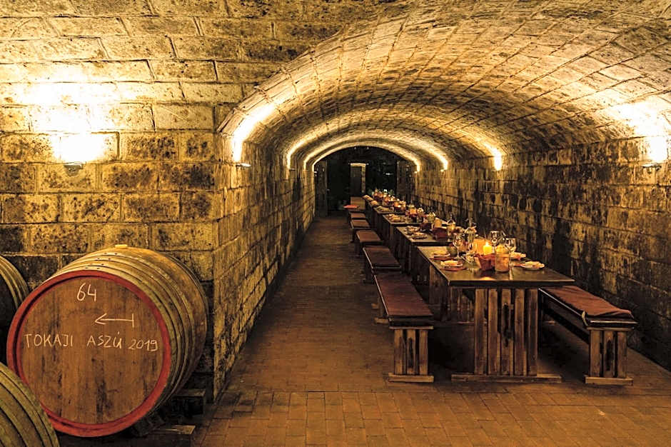 Angyal Borászat és Panzió