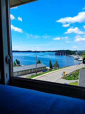 Stonewater Manor B&B