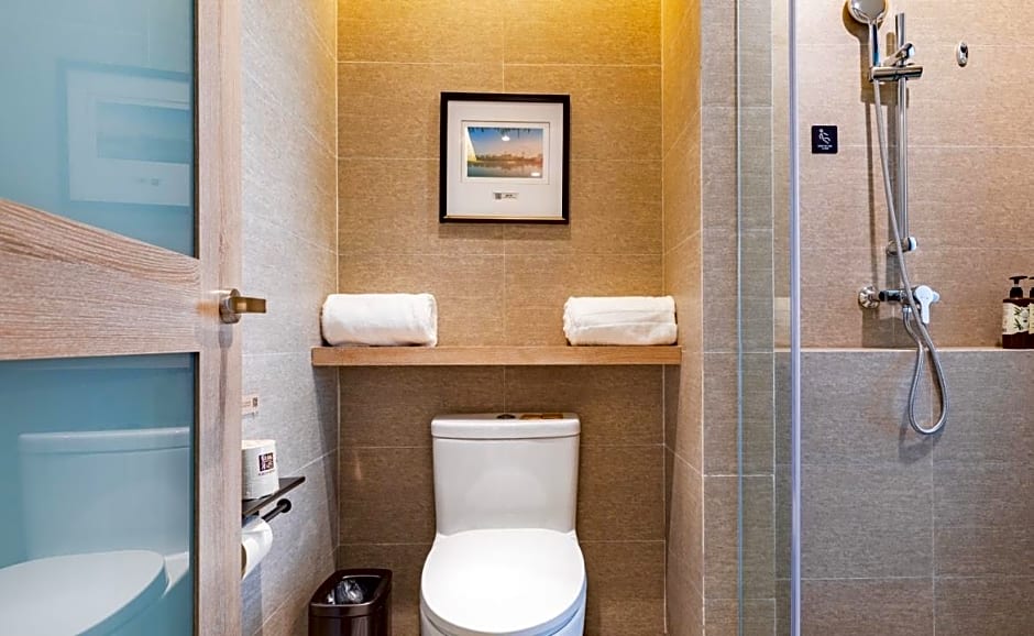 Atour Hotel (Jining Taibai Road Canal City)