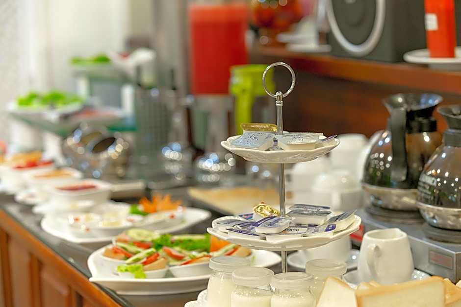 Hanoi Little Town Hotel