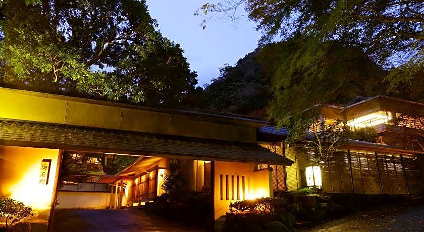 Oku-Yugawara Tsubaki