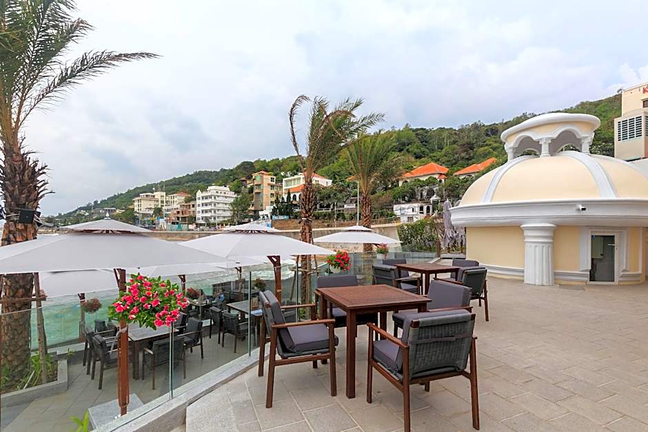 The Coast Hotel
